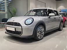 The New MINI Cooper C 5-Door_Classic