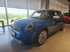 The New MINI Cooper C 3-Door_Classic