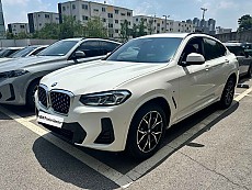 BMW X4 xDrive 20i M Spt LCI_P2