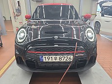 MINI Cooper John Cooper Works