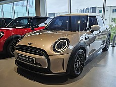 MINI 쿠퍼 5도어 클래식