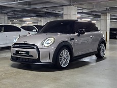 MINI Cooper Classic Plus Launch Package