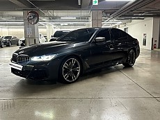 BMW M550i xDrive LCI_P0-2