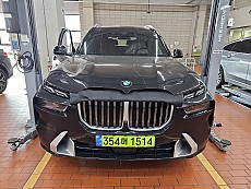 X7 xDrive 40i DPE_6 Seater LCI