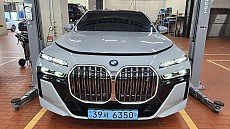 i7 xDrive M60