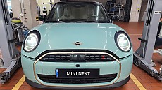 The New MINI Cooper S 3-Door_Favoured