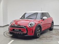 Cooper 5 Door Classic Launch Package