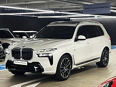 X7 xDrive 40i M Spt_7 Seater LCI