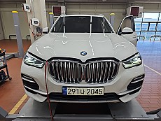 X5 xDrive 30d xLine 7seat