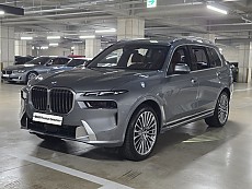 X7 xDrive 40i DPE_6 Seater LCI
