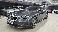 BMW 520I
