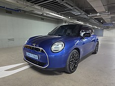 MINI Cooper SE FAVOURED