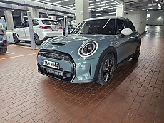 MINI 5-DOOR HATCH MULTITONE Edition Cooper S