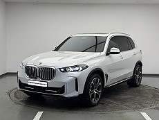 X5 xDrive 40i xLine_7 Seater LCI