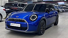 The New MINI Cooper S 3-Door_Favoured