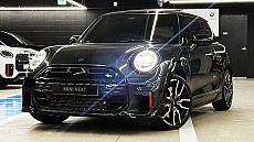 The New MINI John Cooper Works