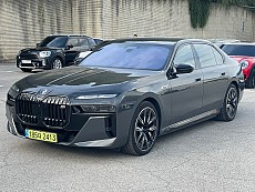 i7 M70 xDrive M Perf Two-tone Edition_P1
