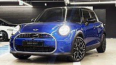The New MINI Cooper S 5-Door_Favoured