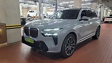 X7 xDrive 40d M Spt_7 Seater LCI