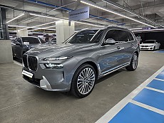 X7 xDrive 40i DPE_6 Seater LCI_P1