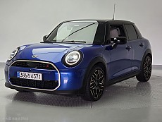 The New MINI Cooper S 5-Door_Favoured